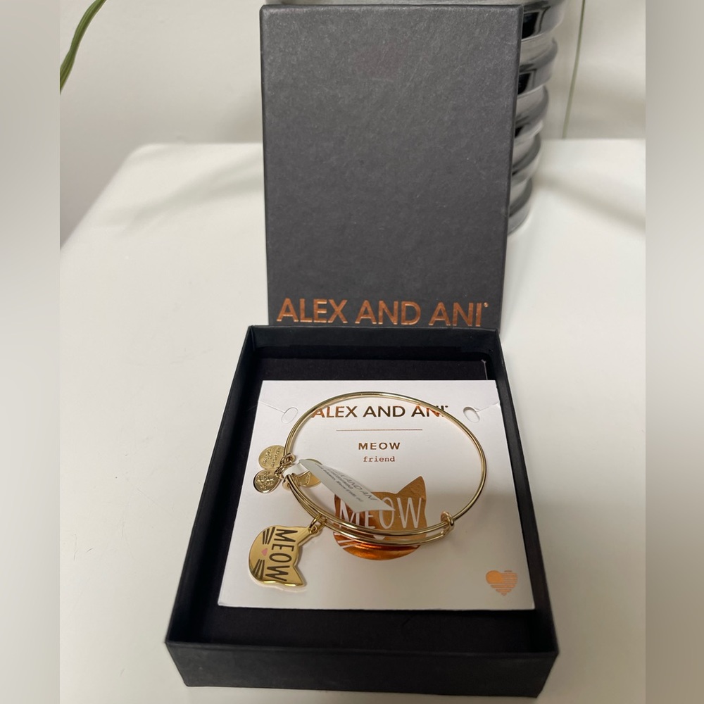 NWT and box Alex and Ani gold Meow charm bracelet